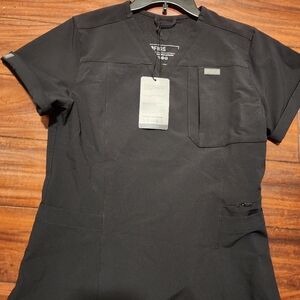 Figs Black indestructible slim v neck Short Sleeve Women's scrub Top